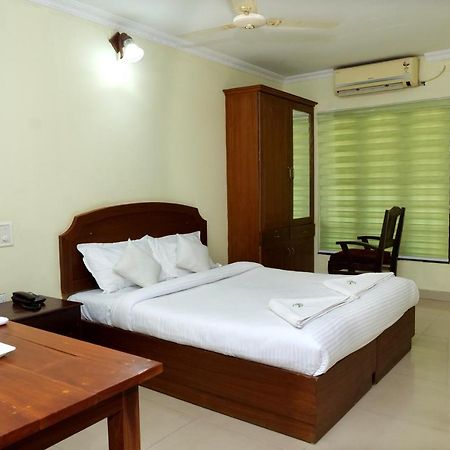 Hotel Lumiere Alappuzha المظهر الخارجي الصورة